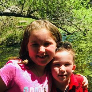 Meet your Posher, Brittney